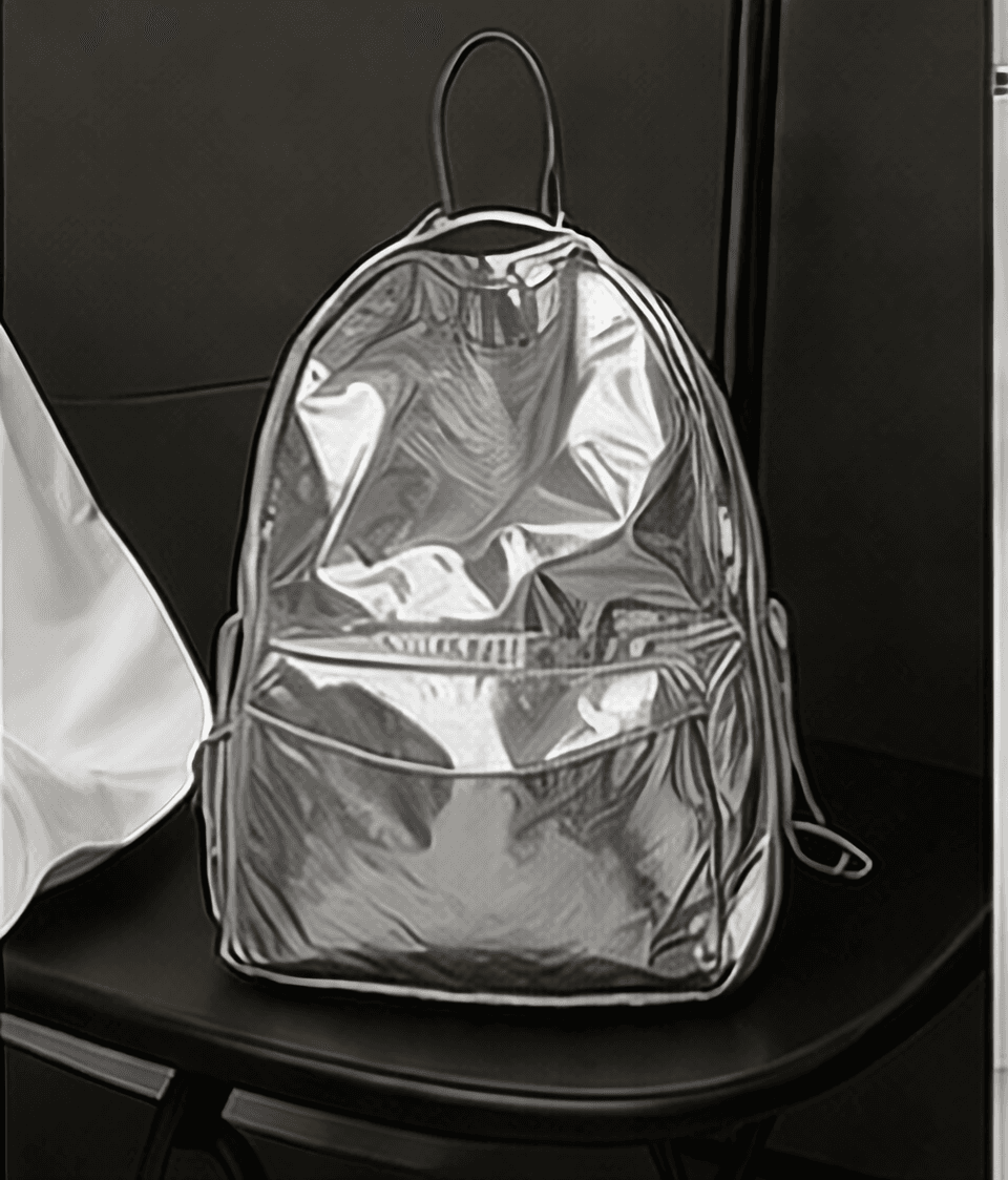 メタリックバックパック